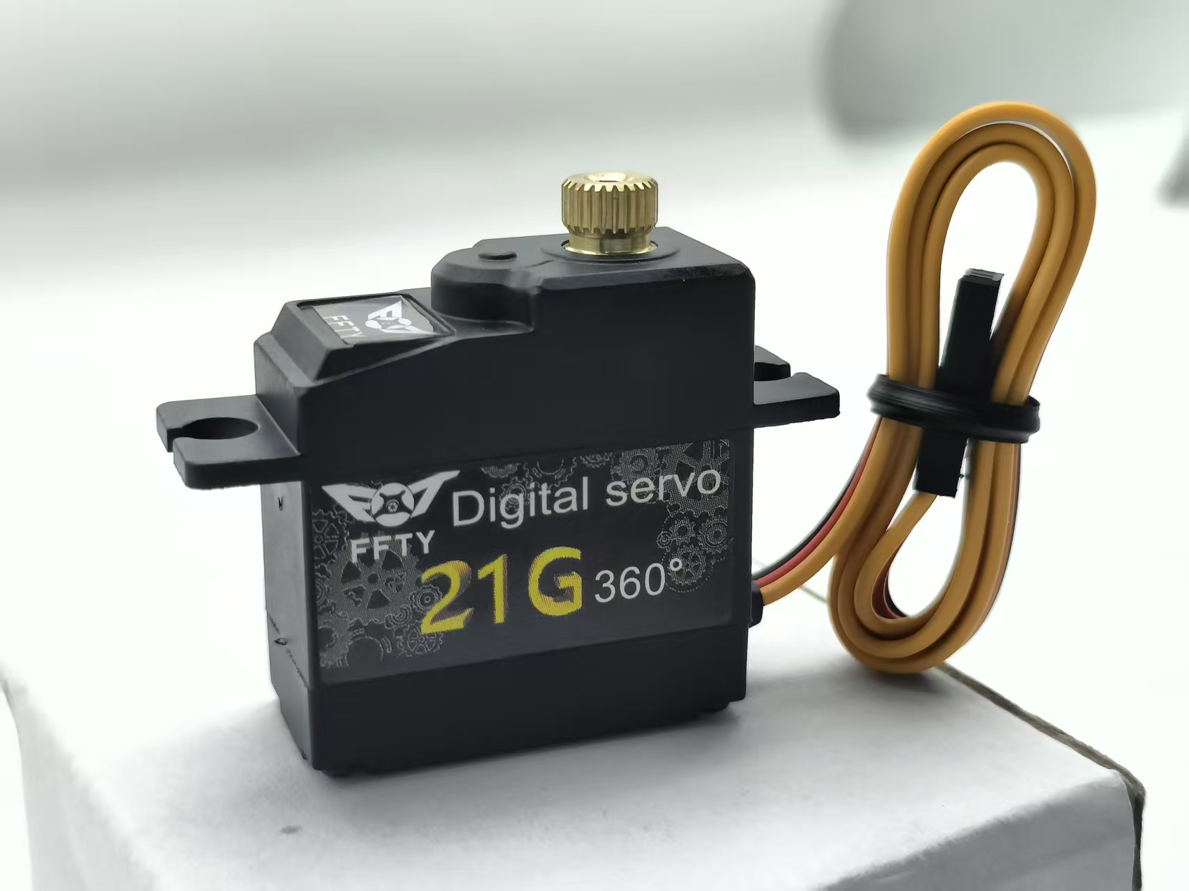 Małe serwa 21g nadają się do m – Smart Home Model Project recenzja i cena